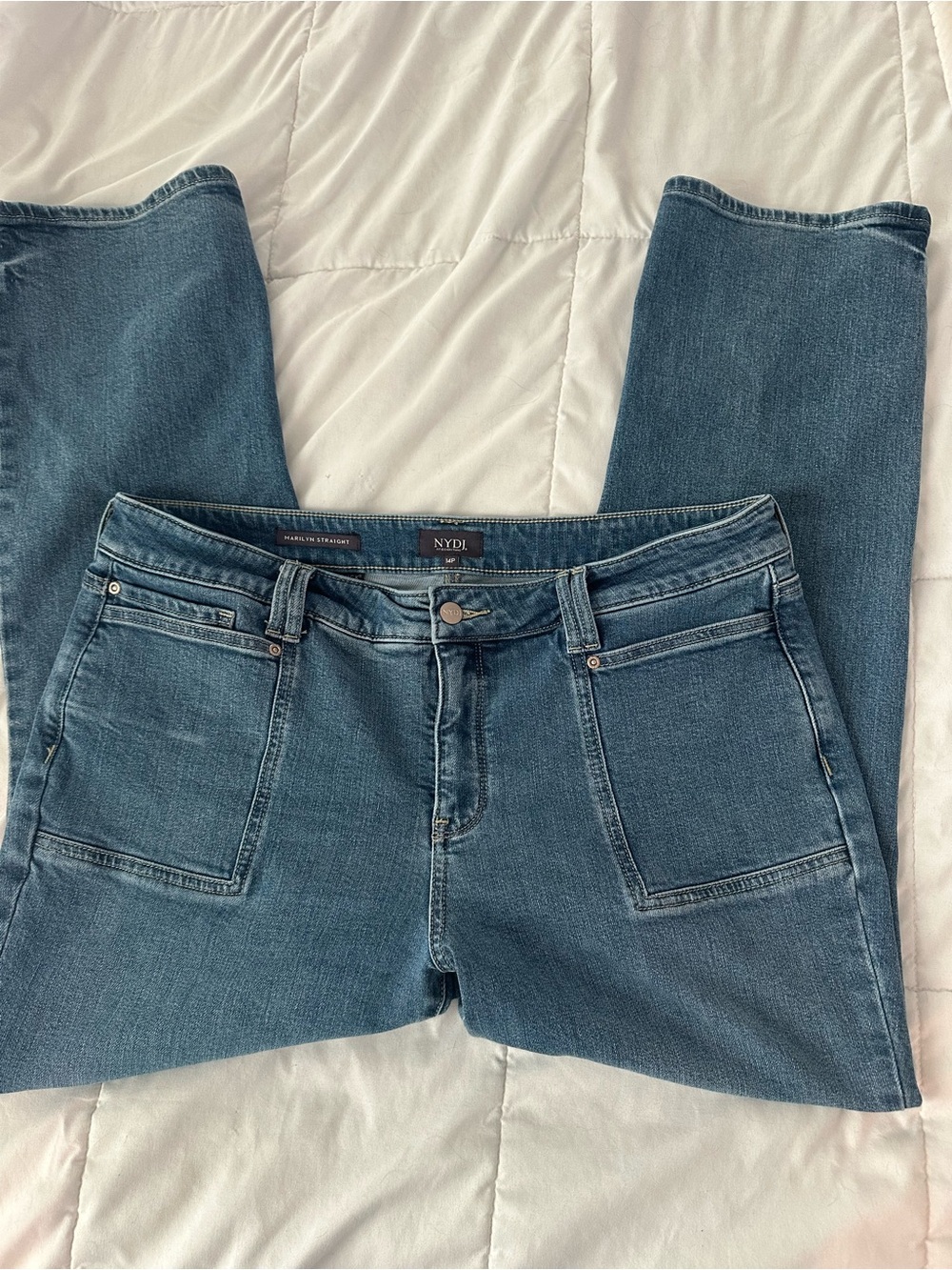 NYDJ Straight-Leg Jeans in Medium Blue Denim 14P
